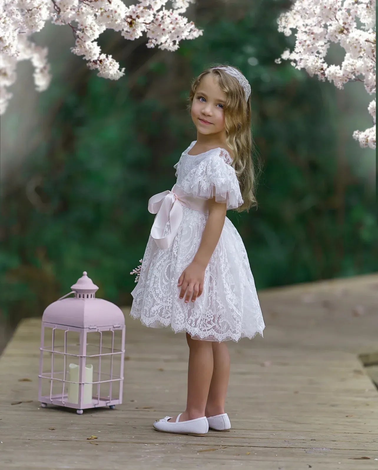Whimsical A-Line Square Neck Puff Sleeve V-Back Knee-Length Outdoor Flower Girl Dress