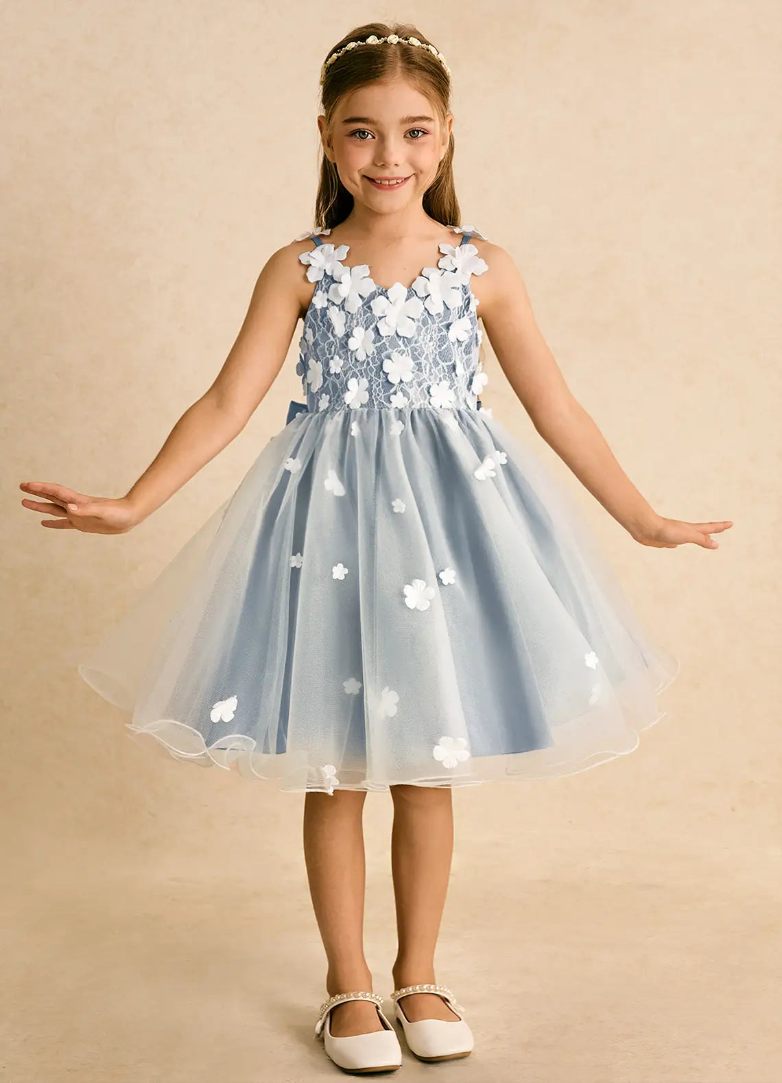 Whimsical A-Line Sweetheart Neck Spaghetti Straps V-Back Knee-Length Formal Flower Girl Dress