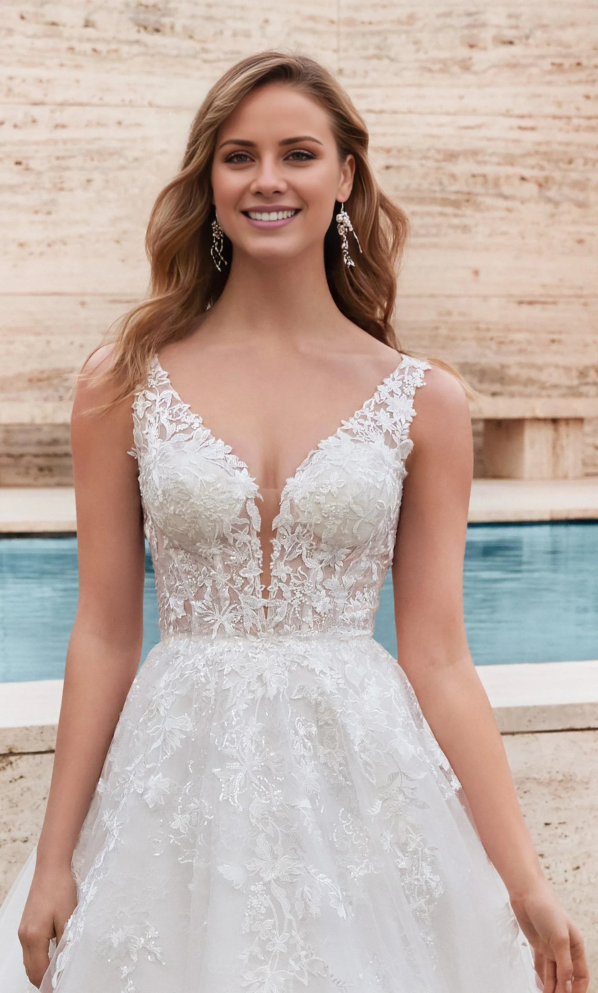 White Lace A-Line Sleeveless Plunge-Neck Low-Back Wedding Dress with Train