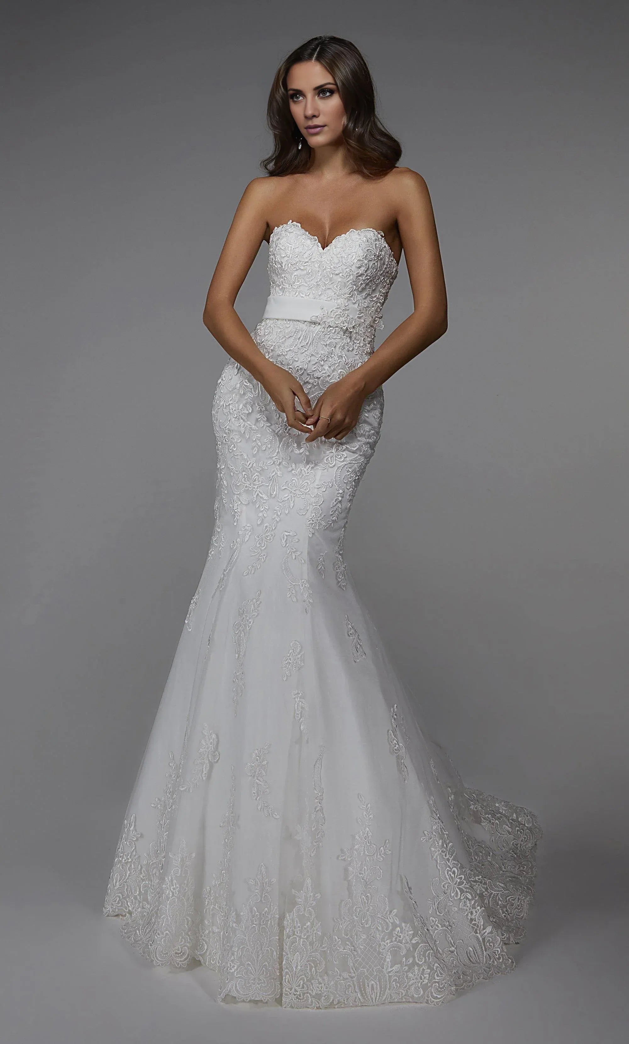 White Lace Mermaid Strapless Sweetheart-Neck Low-Back Wedding Dress with Train
