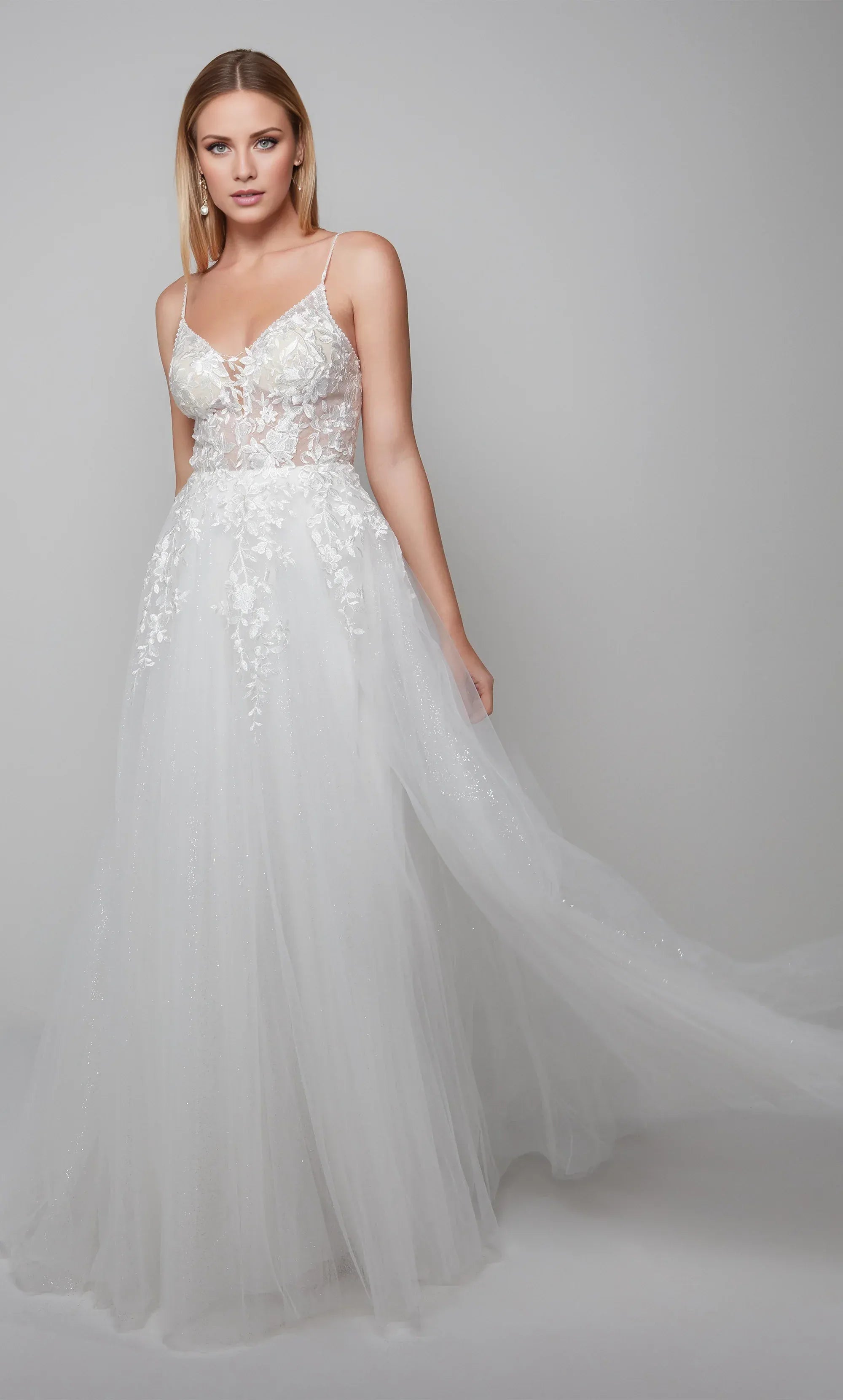 White Lace & Tulle A-Line Sweetheart-Neck Low-Back Wedding Dress with Glitter Skirt