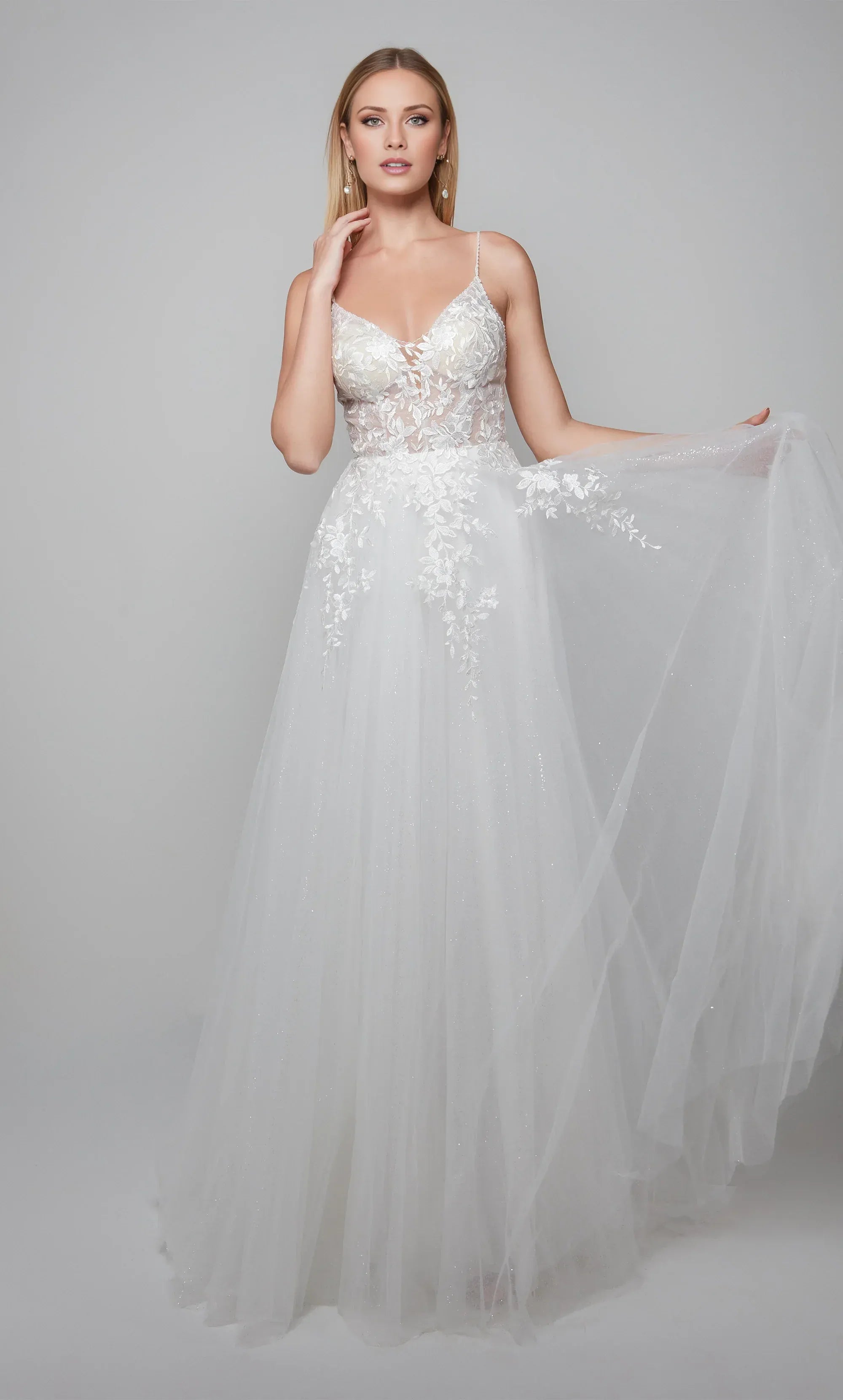 White Lace & Tulle A-Line Sweetheart-Neck Low-Back Wedding Dress with Glitter Skirt