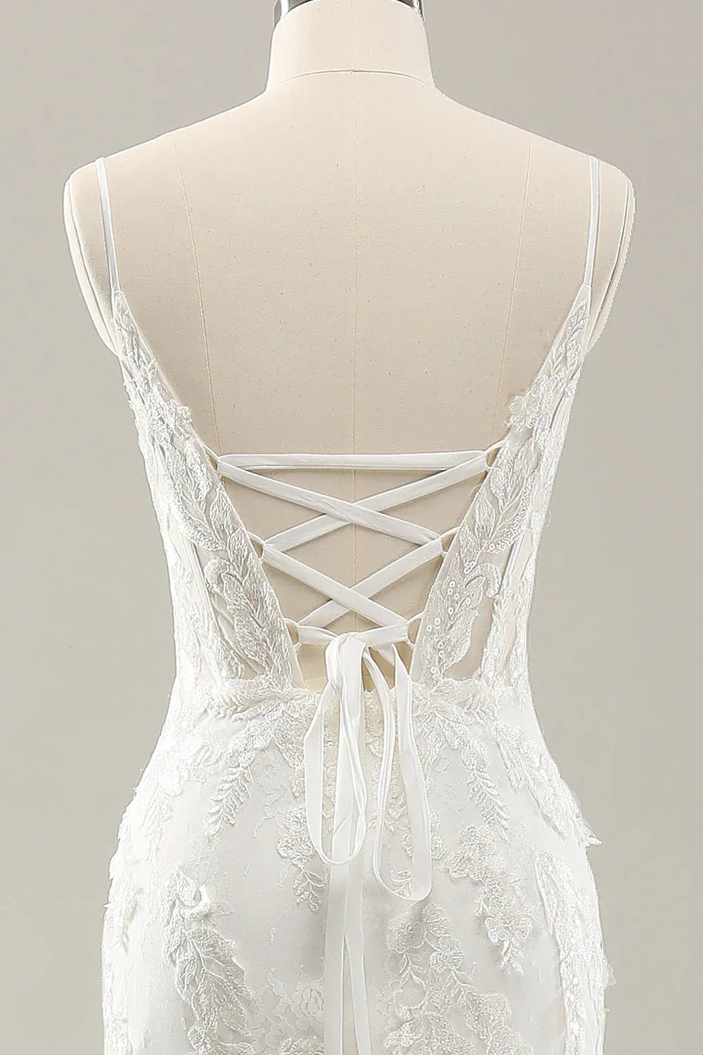 Alluring Mermaid Spaghetti-Strap Floor-Length Wedding Dress