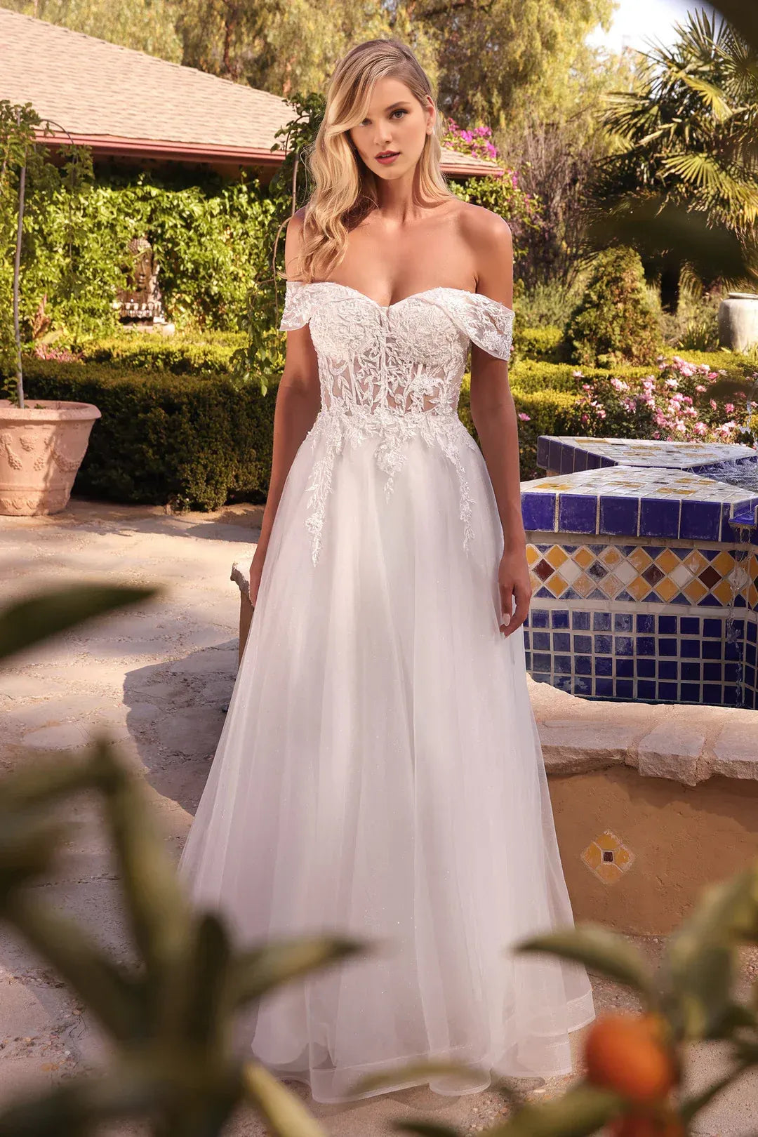 Breathtaking A-Line Sweetheart-Neck Off-the-Shoulder Floor-Length Wedding Dress