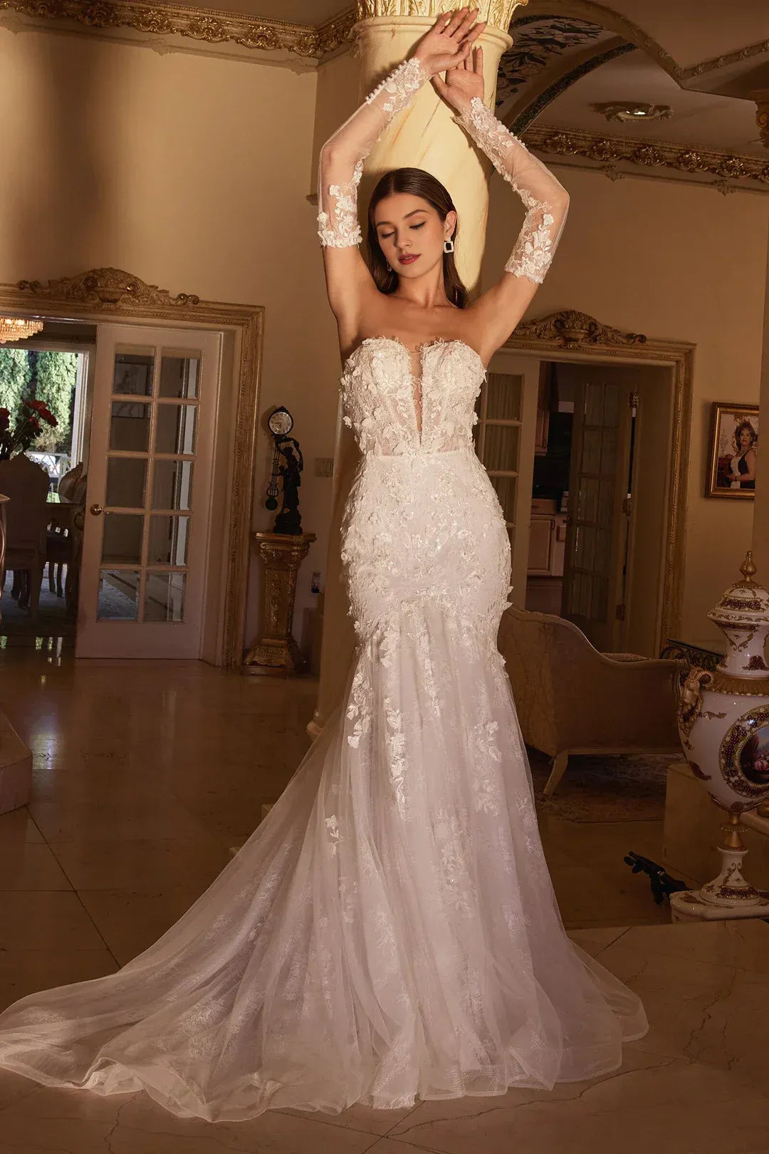 Captivating Mermaid Strapless Long-Sleeve Floor-Length Wedding Dress
