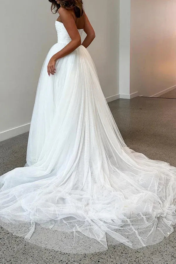Dreamy Strapless Pleated Tulle A-Line Wedding Dress