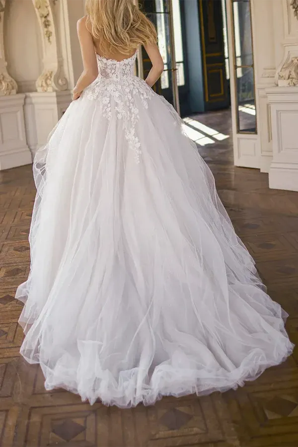 Dreamy Strapless Plunging Sweetheart A-Line Floor-Length Wedding Dress