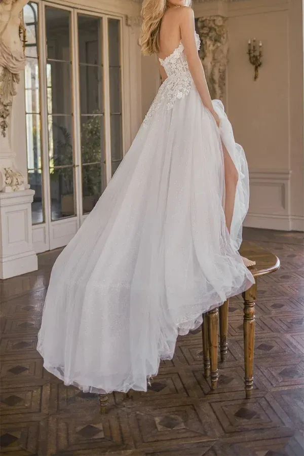 Dreamy Strapless Plunging Sweetheart A-Line Floor-Length Wedding Dress