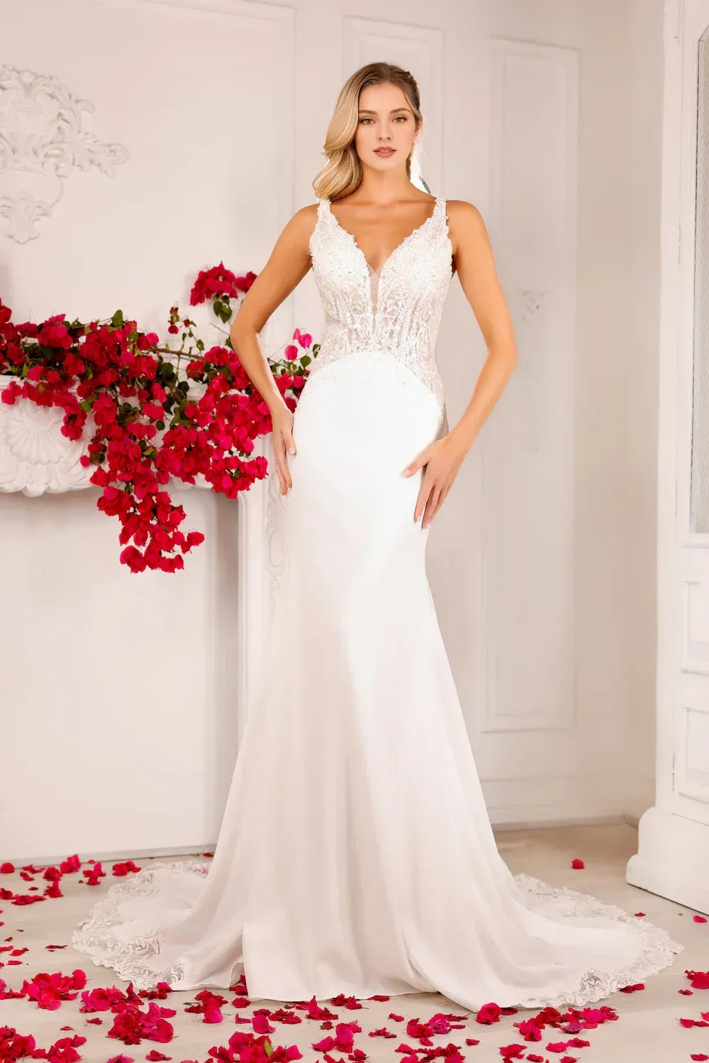 Elegant Mermaid V-Neck Spaghetti-Strap Floor-Length Wedding Dress