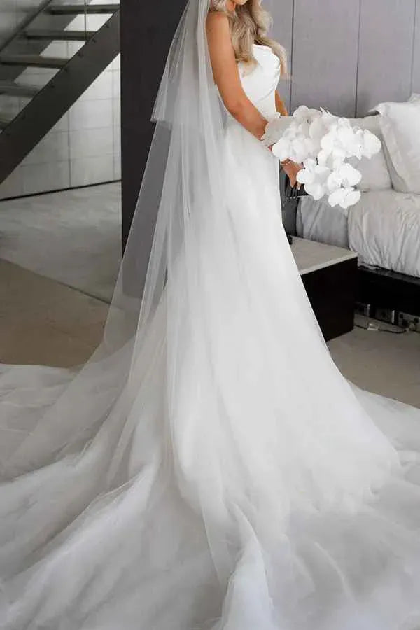 Elegant Strapless Draped Mermaid Floor-Length Wedding Dress