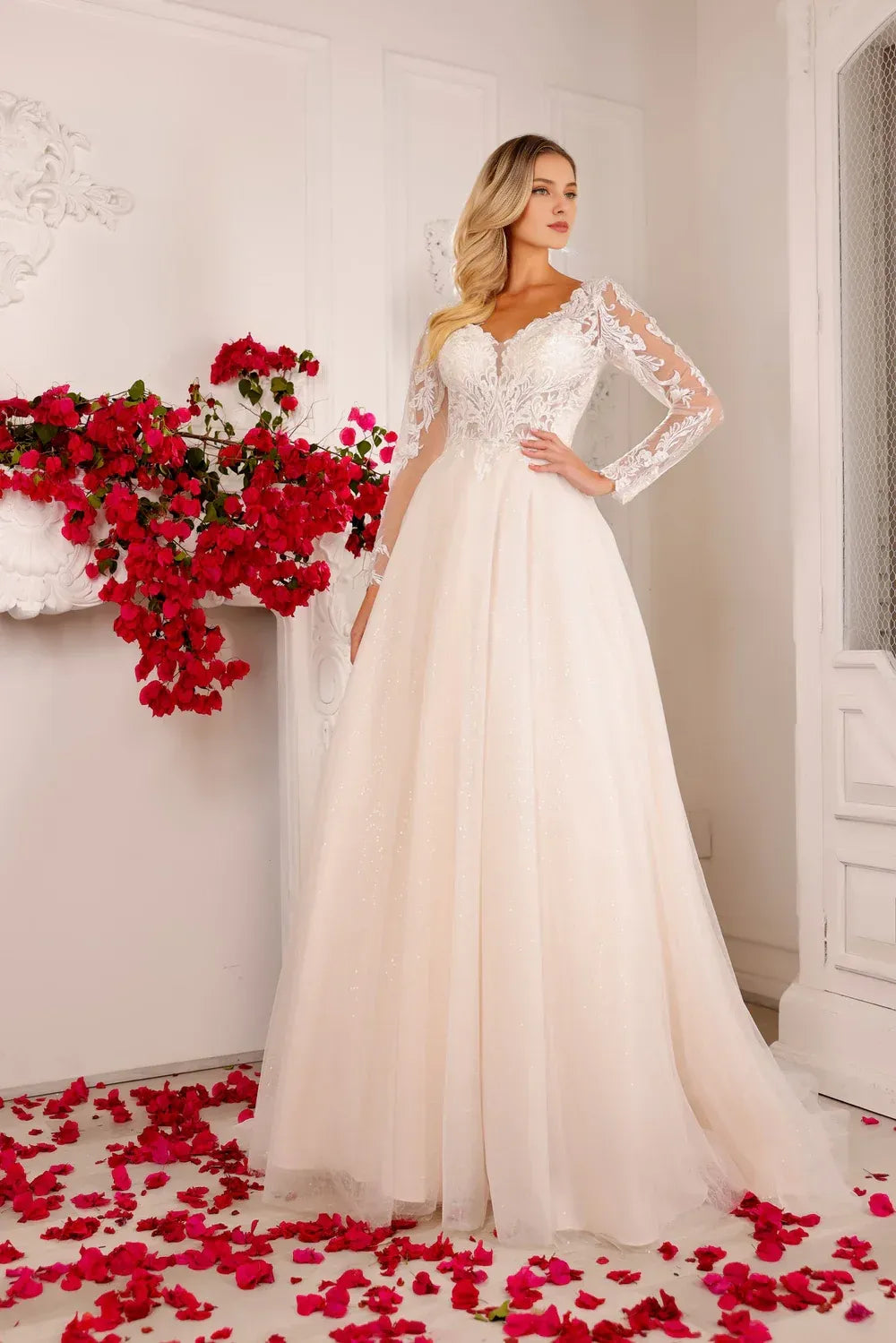 Enchanting A-Line Plunging-Neck Long-Sleeve Floor-Length Wedding Dress