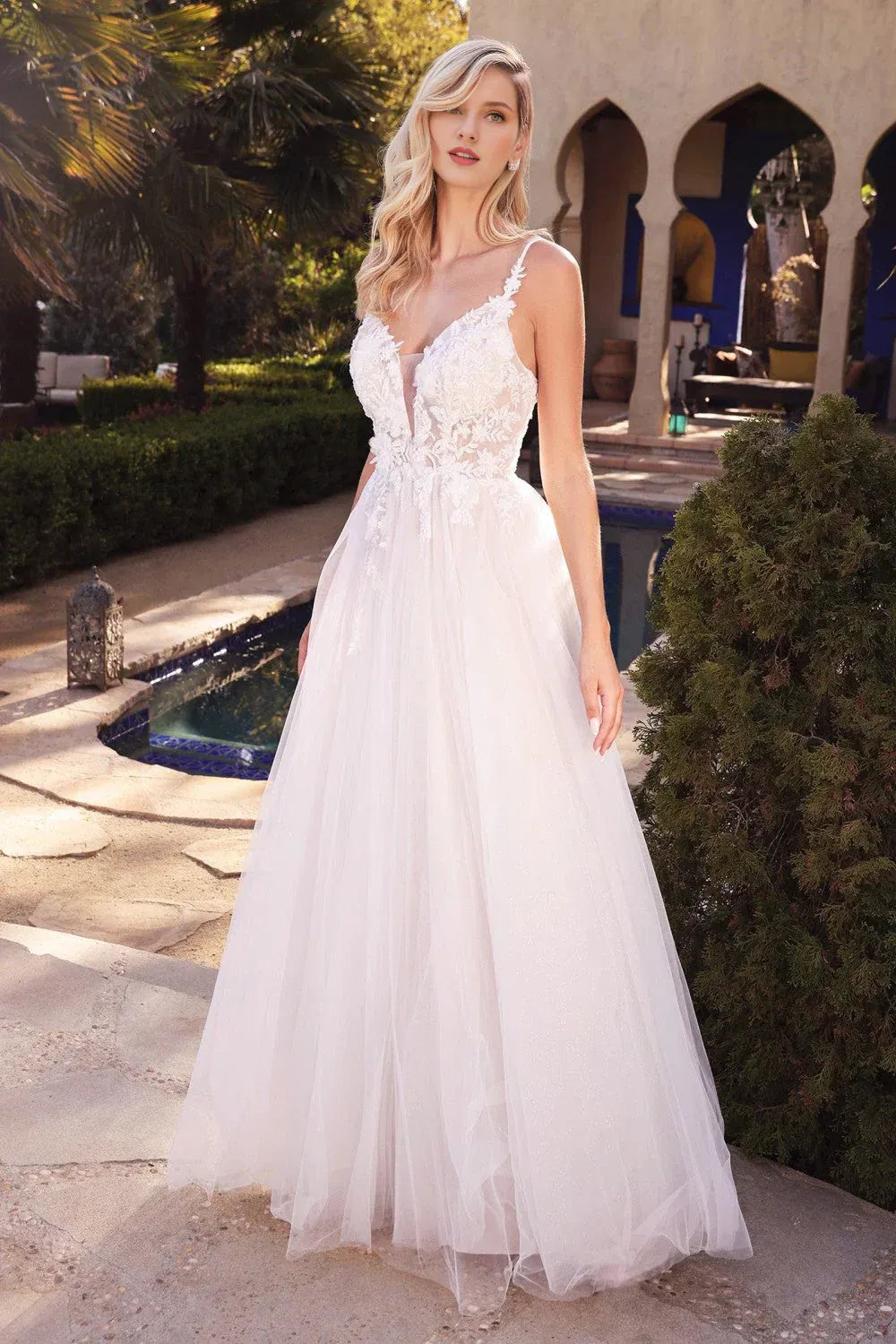Enchanting A-Line Sweetheart-Neck Spaghetti-Strap Floor-Length Wedding Dress