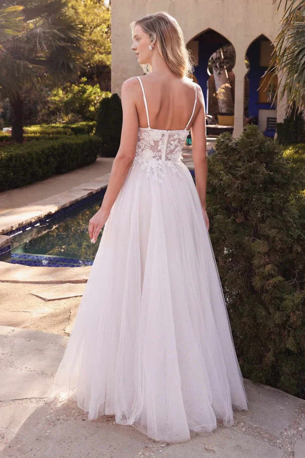 Enchanting A-Line Sweetheart-Neck Spaghetti-Strap Floor-Length Wedding Dress