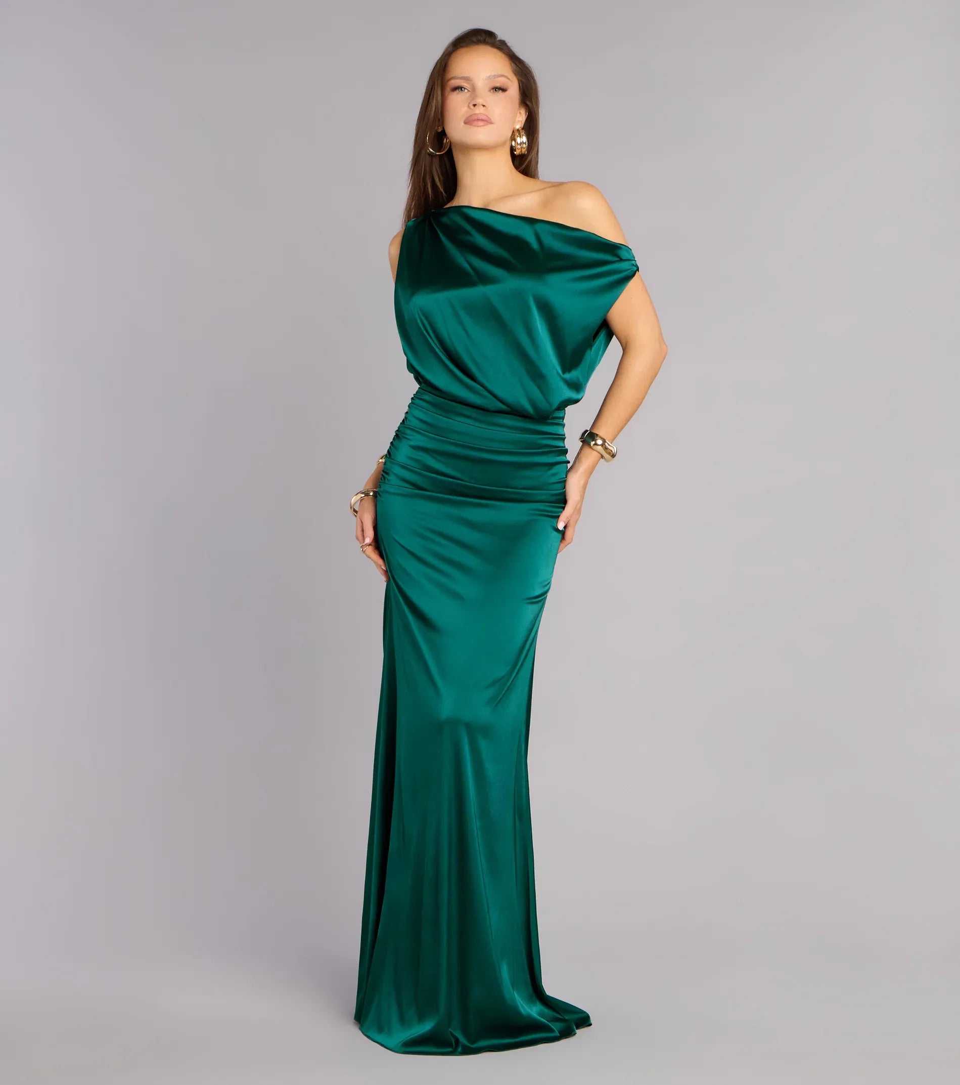Gorgeous Emerald Satin Mermaid One Shoulder Draped Short Sleeve Floor Length Wedding Guest Dresses