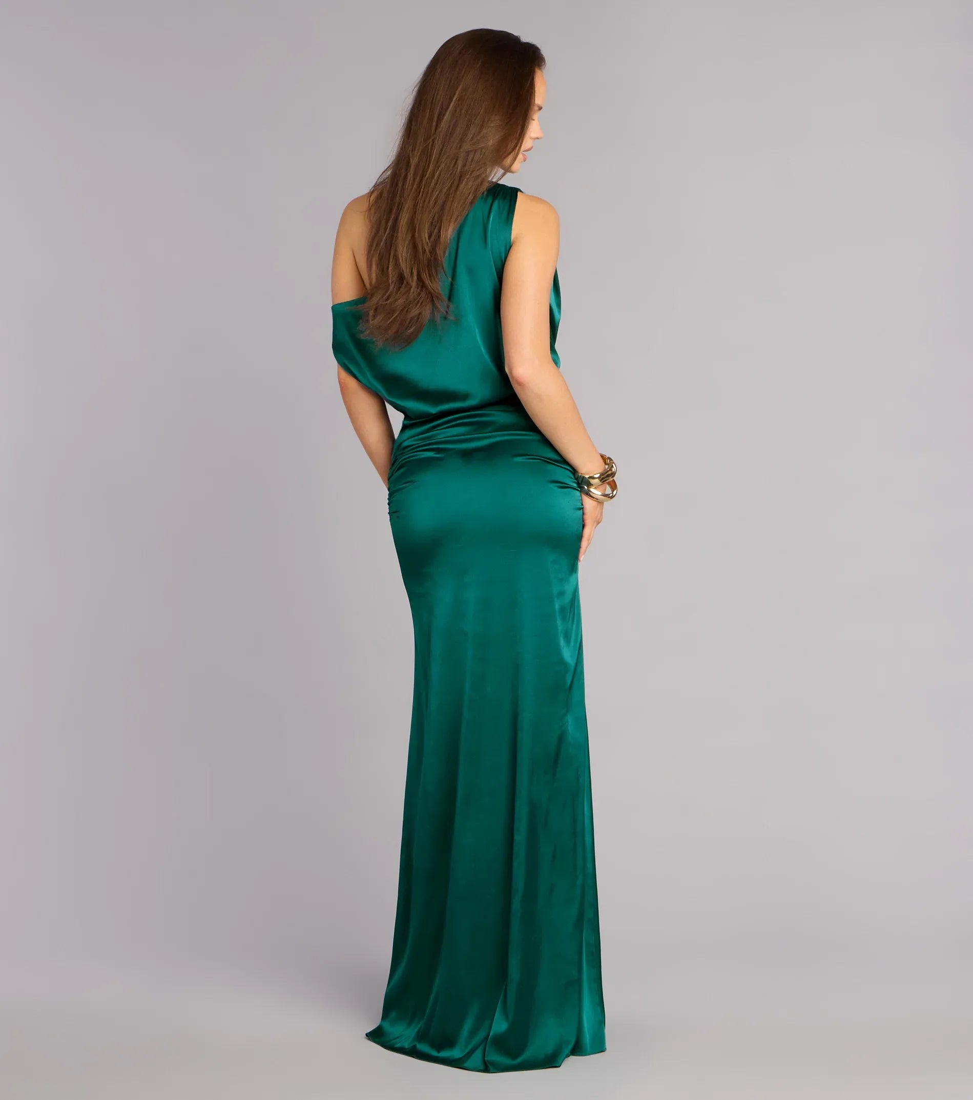 Gorgeous Emerald Satin Mermaid One Shoulder Draped Short Sleeve Floor Length Wedding Guest Dresses