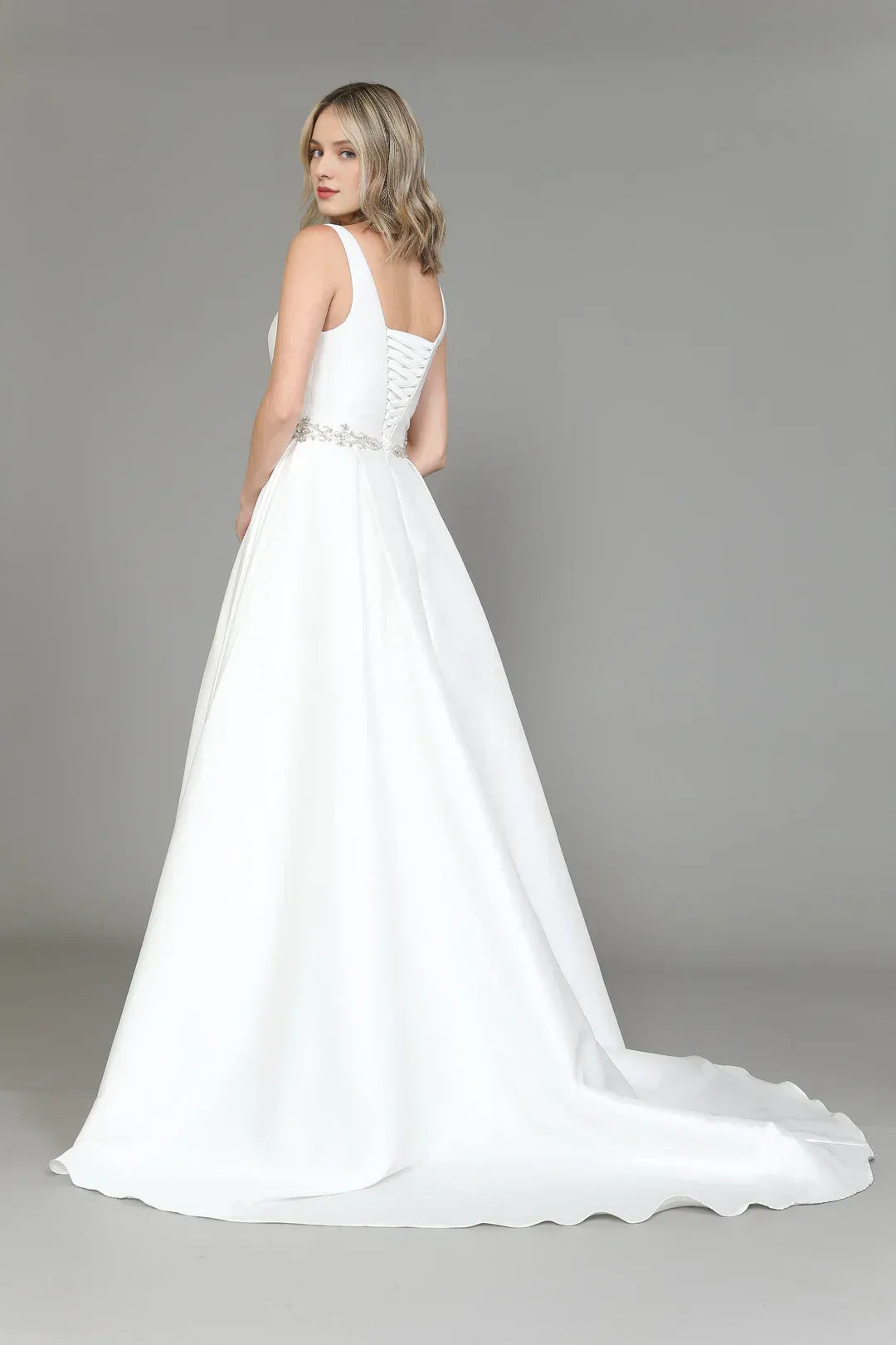 Opulent A-Line Plunging-Neck Sleeveless Floor-Length Wedding Dress
