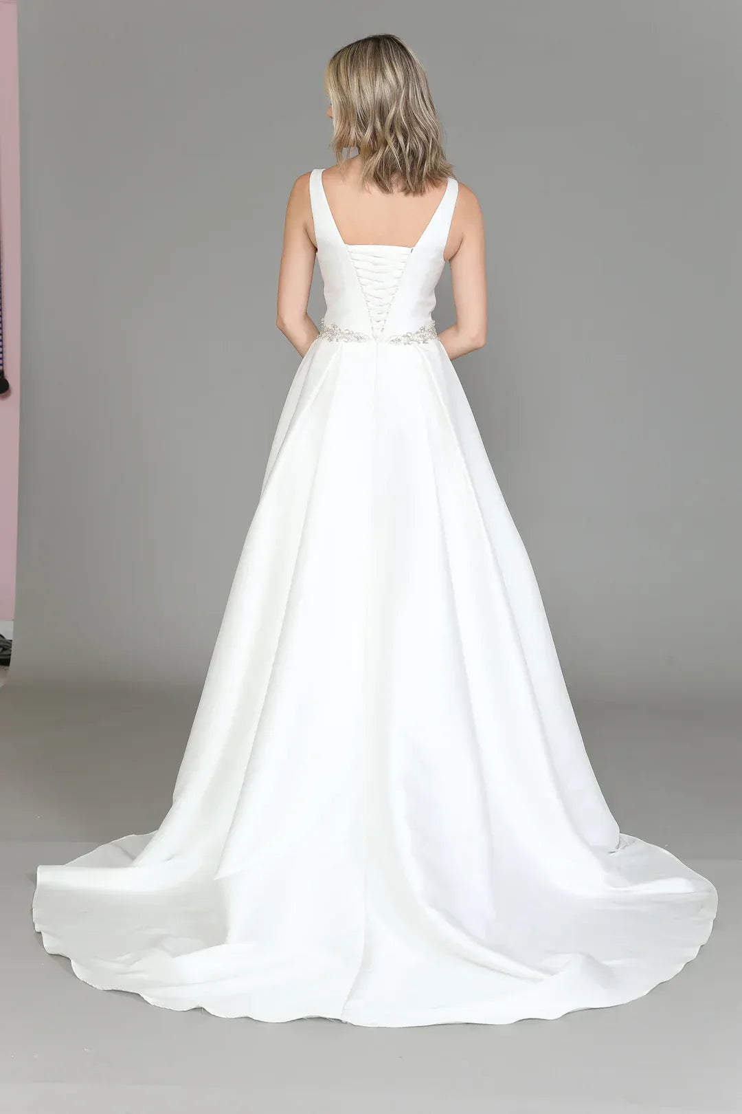 Opulent A-Line Plunging-Neck Sleeveless Floor-Length Wedding Dress