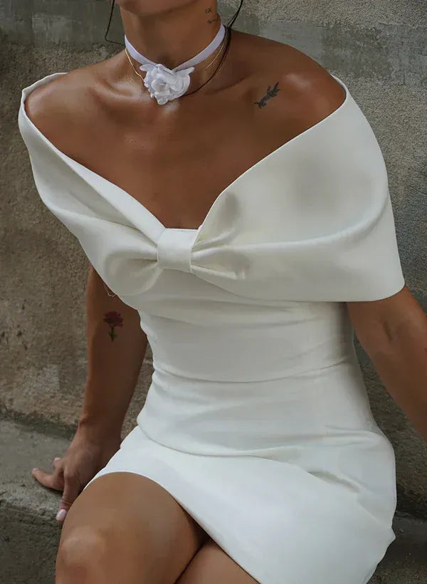 Playful Bodycon Sweetheart-Neck Off-the-Shoulder Mini-Length Wedding Dress