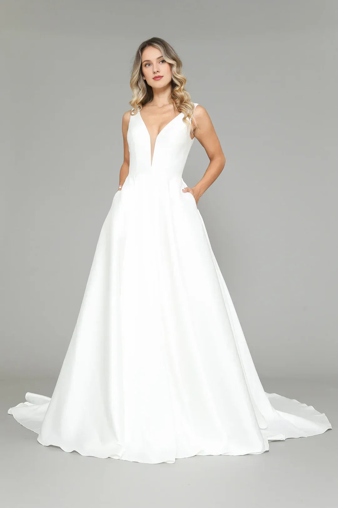 Polished A-Line V-Neck Sleeveless Floor-Length Wedding Dress