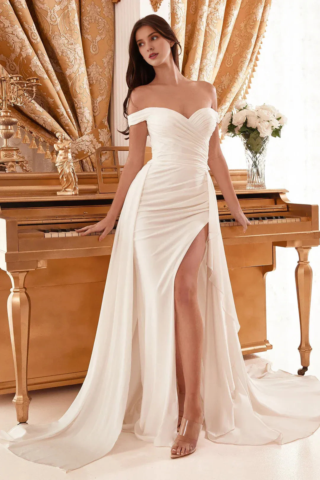 Romantic Mermaid Off-Shoulder Floor-Length Wedding Dress