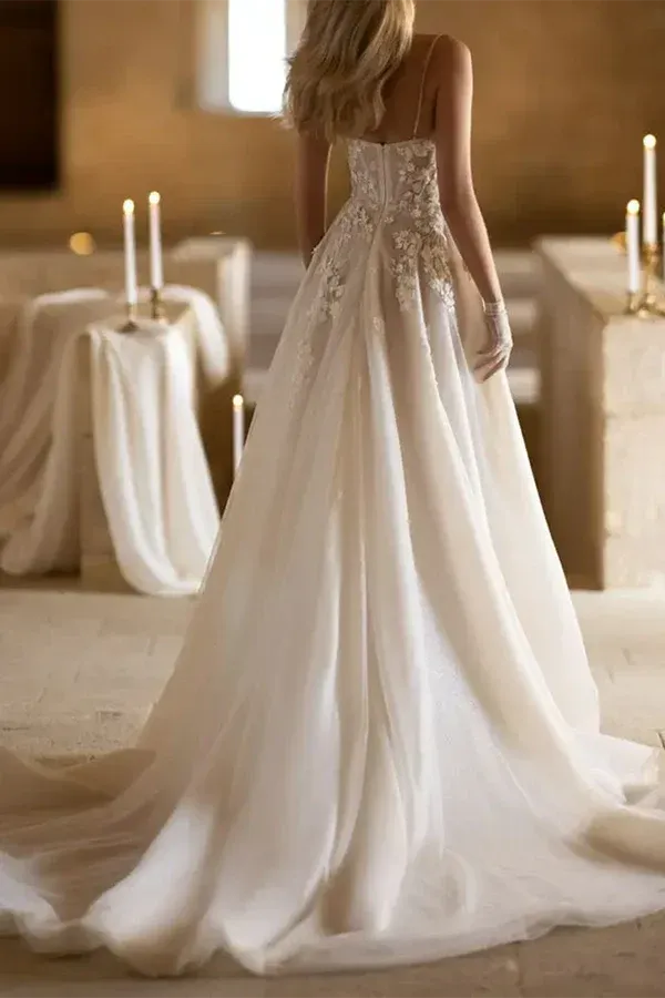 Romantic Sweetheart Spaghetti-Strap A-Line Floor-Length Wedding Dress