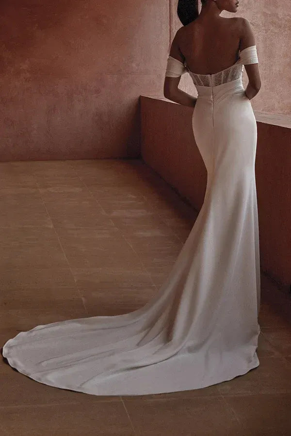 Sleek Off-the-Shoulder Short-Sleeve Mermaid Floor-Length Wedding Dress
