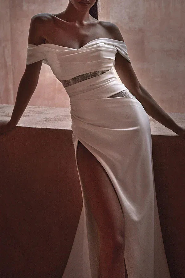 Sleek Off-the-Shoulder Short-Sleeve Mermaid Floor-Length Wedding Dress