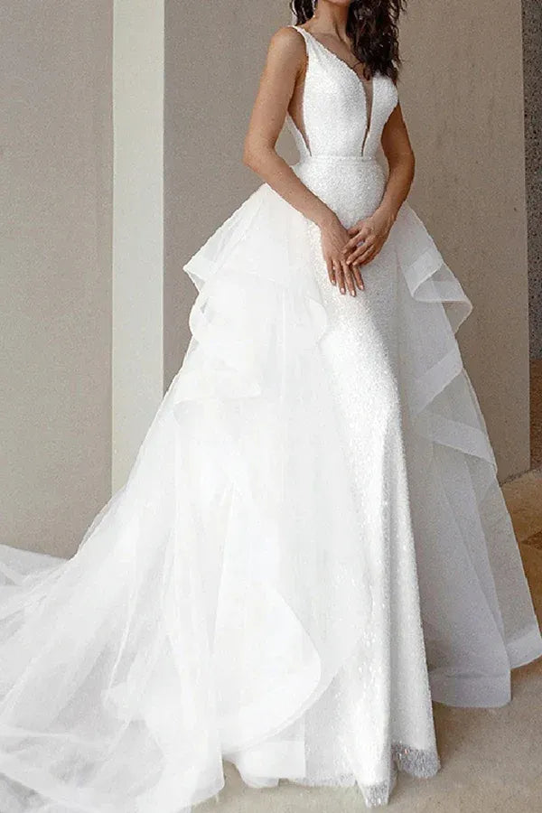 Striking Plunging V-Neck Sleeveless Mermaid Floor-Length Wedding Dress