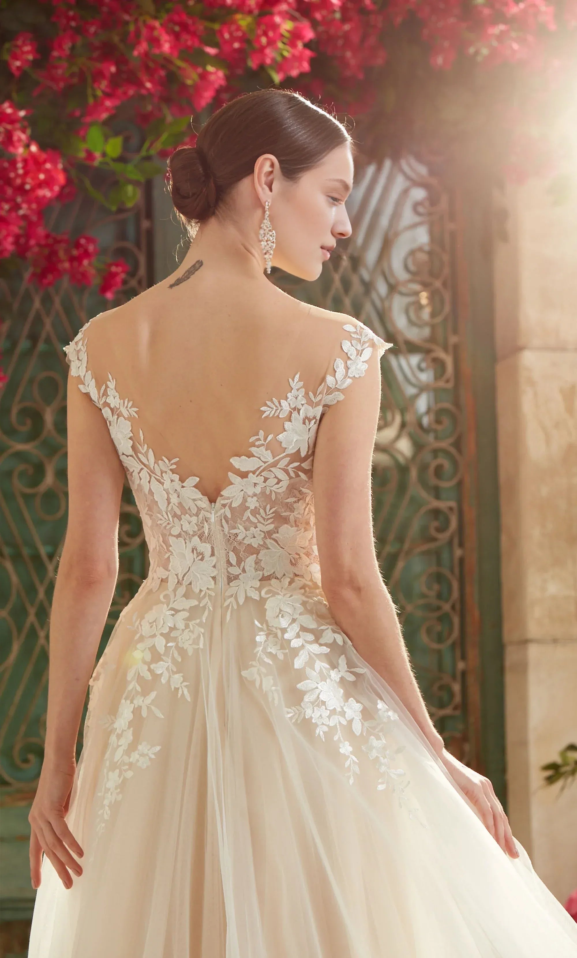 Whimsical A-Line Illusion-Neck Lace Floor-Length Wedding Dress